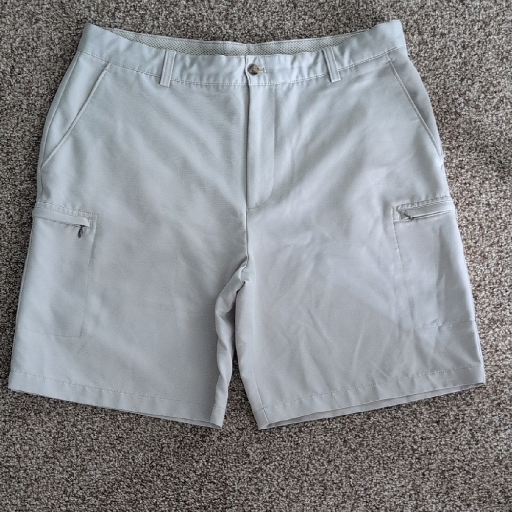 Men's Khaki Cargo Shorts